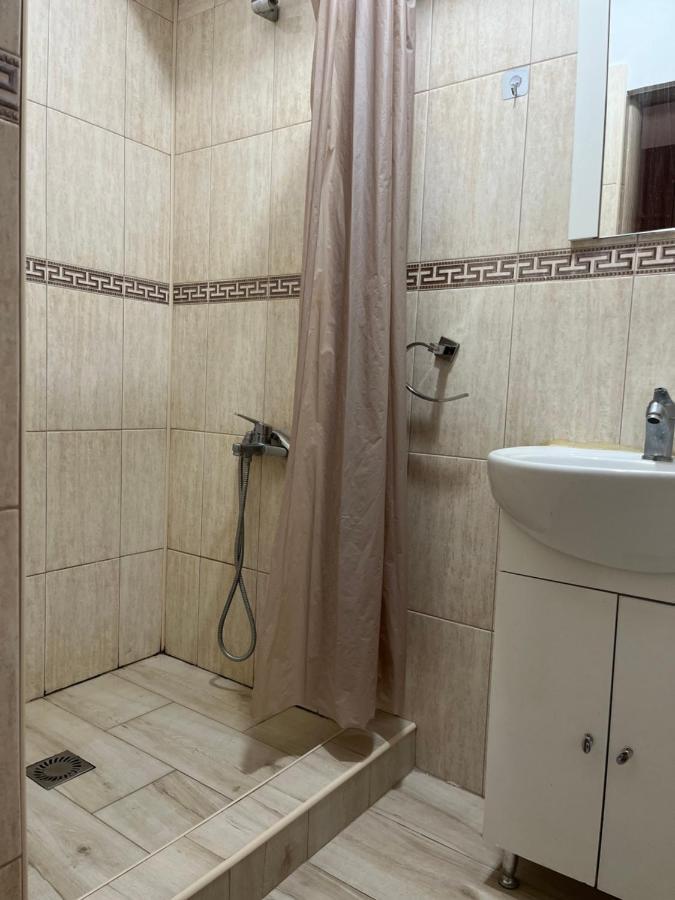 Apart Uta3 Apartment Arad Exterior photo
